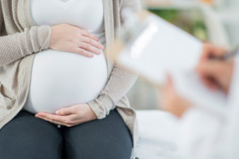 Qué dice la ciencia sobre tener un hijo a los 48 años